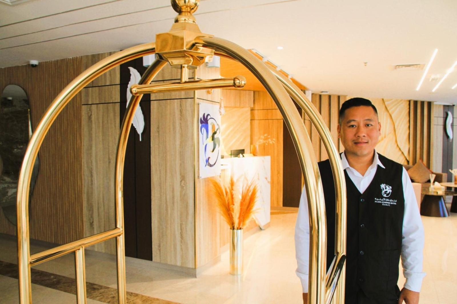 Plaza Athenee Hotel Kuwait City Esterno foto