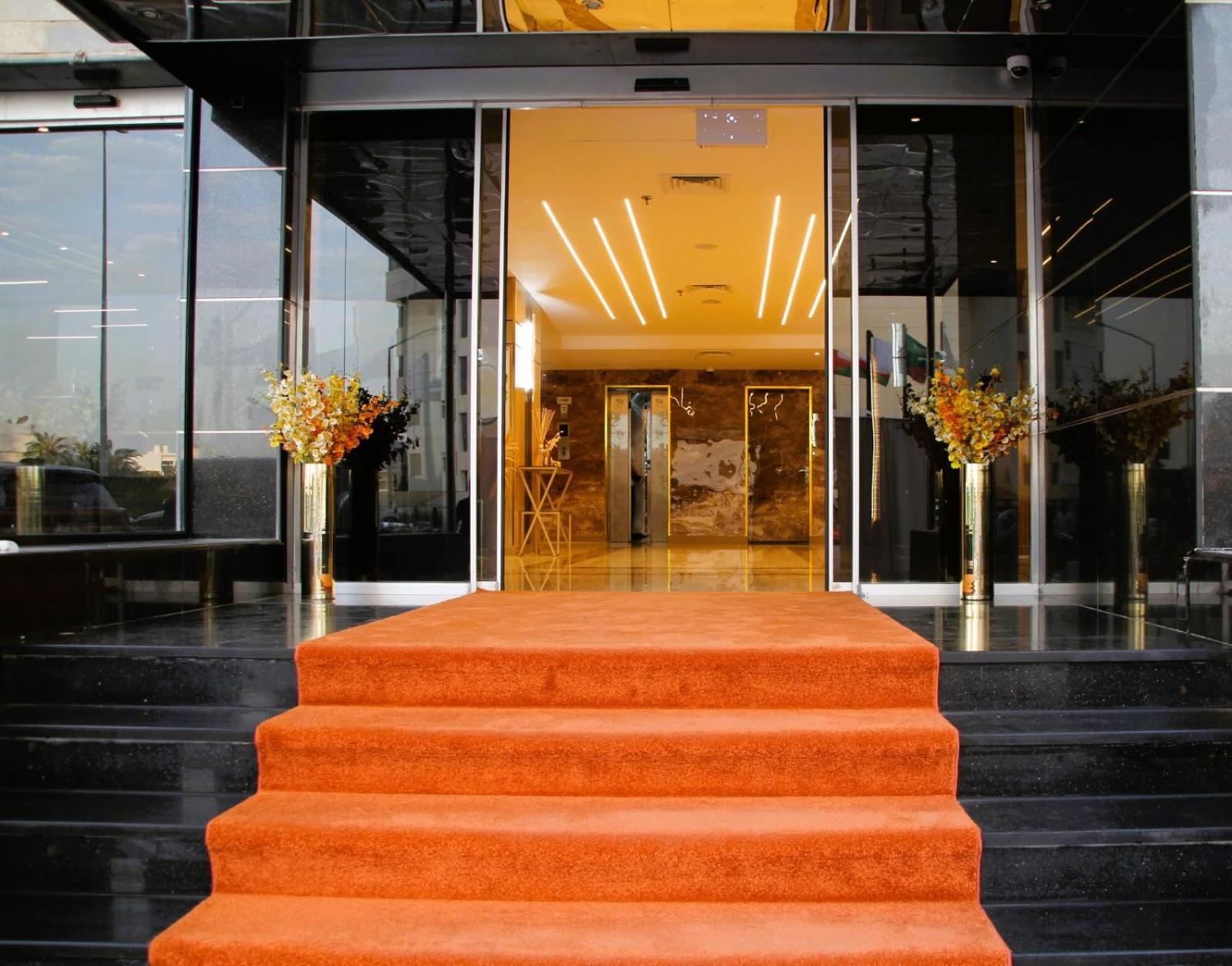 Plaza Athenee Hotel Kuwait City Esterno foto